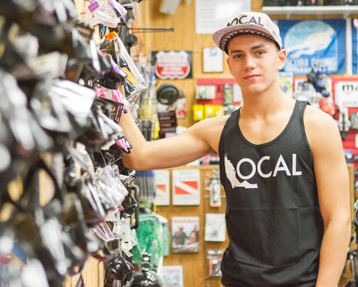 Dive Shop «Divers Discount Florida», reviews and photos, 2071 South Federal Highway, Fort Lauderdale, FL 33316, USA