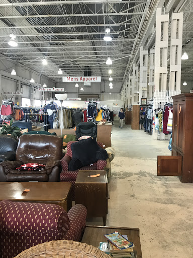 Thrift Store «The Salvation Army Family Store & Donation Center», reviews and photos