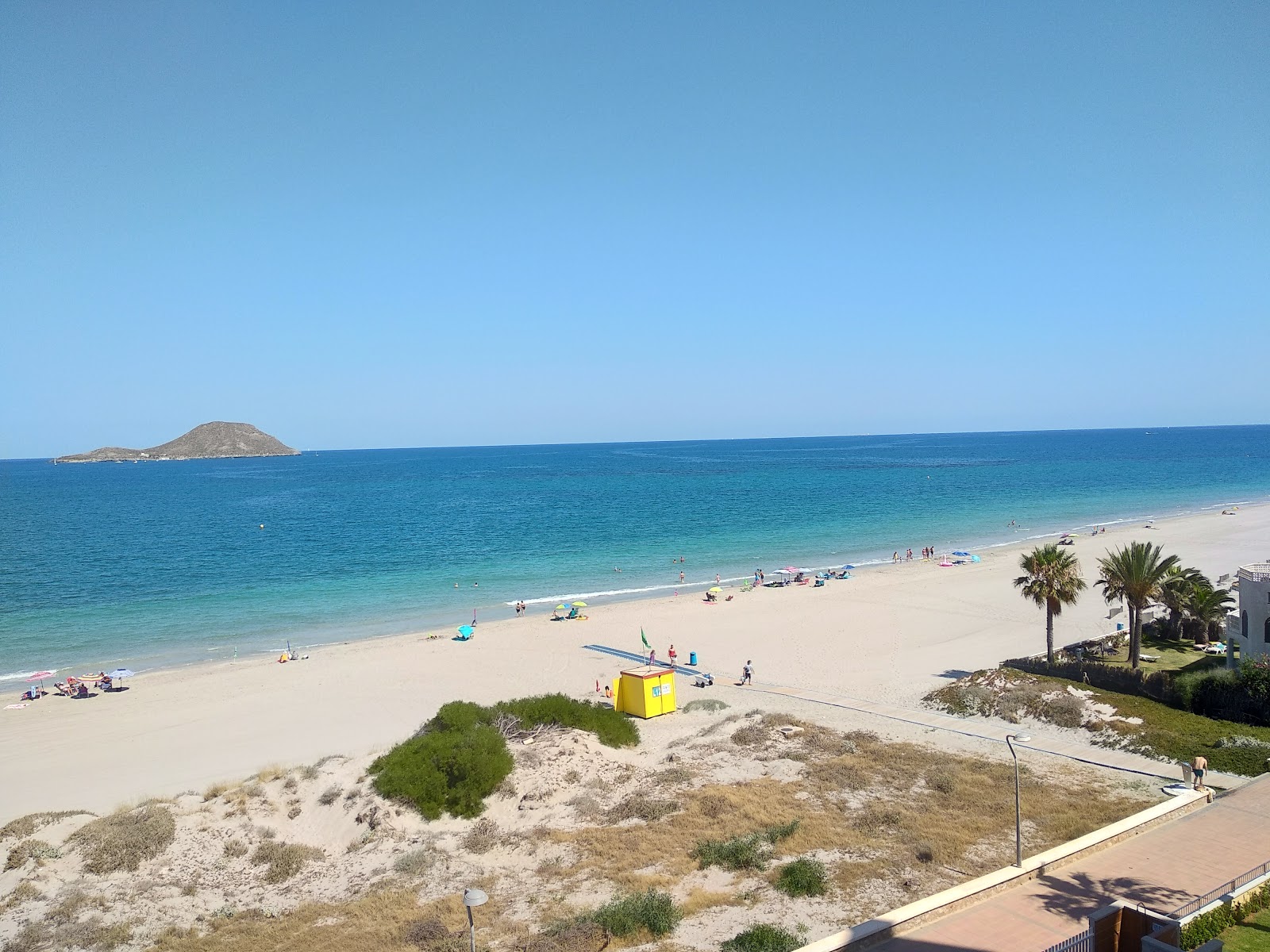 Foto von Playa del Estacio mit heller sand Oberfläche