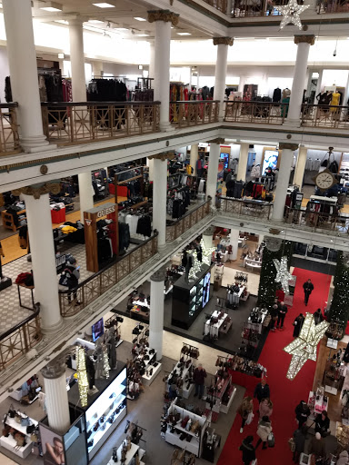 Shopping Mall «Block 37», reviews and photos, 108 N State St, Chicago, IL 60602, USA