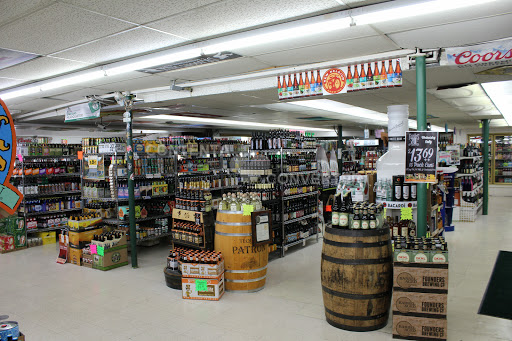 Liquor Store «Big Ten Okemos Party Store», reviews and photos, 2950 Jolly Rd, Okemos, MI 48864, USA
