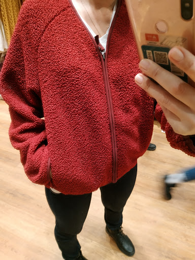 Stores to buy women's zipper sweatshirts Moscow