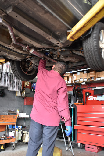 Brake Shop «GNB Auto Repair», reviews and photos, 85-05 Astoria Blvd, East Elmhurst, NY 11369, USA