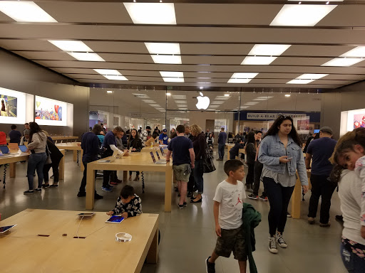 Computer Store «Apple Los Cerritos», reviews and photos, 242 Los Cerritos Center, Cerritos, CA 90703, USA
