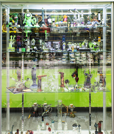 Tobacco Shop «Green Planet Smoke Shop», reviews and photos, 15325 Amberly Dr, Tampa, FL 33647, USA