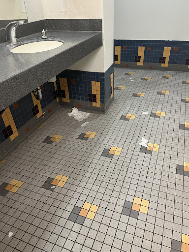 Esporta Fitness image