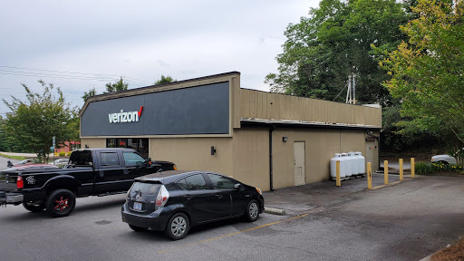 Cell Phone Store «Verizon Authorized Retailer – Cellular Sales», reviews and photos, 755 Russ Ave, Waynesville, NC 28786, USA