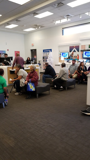 Cable Company «Cox Solutions Store», reviews and photos, 750 N Rancho Dr, Las Vegas, NV 89106, USA