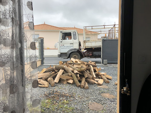 Magasin de bois de chauffage Le Bois de la Caltiere Saint-André-de-la-Marche