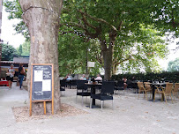 Atmosphère du Restaurant L'Esplanade à Sommières - n°20