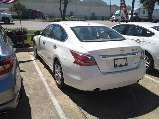 Car Dealer «Barrett Motors», reviews and photos, 3941 Forest Ln, Garland, TX 75042, USA