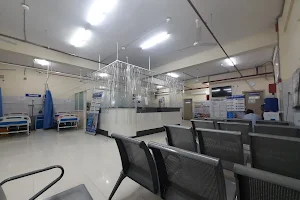 Muslim General Hospital image