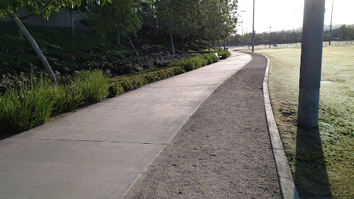 Park «Steve Ambriz Memorial Park», reviews and photos, 611 Riverbend Pkwy, Orange, CA 92865, USA