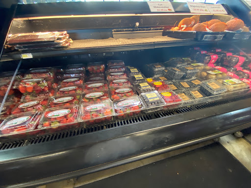 Grocery Store «Sun Plum Market», reviews and photos, 2740 Som Center Rd, Willoughby Hills, OH 44094, USA