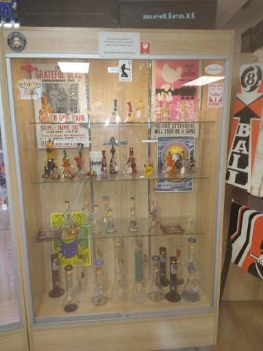 Tobacco Shop «Sweet Leaf Tobacco Shop», reviews and photos, 1220 E Silver Springs Blvd, Ocala, FL 34470, USA