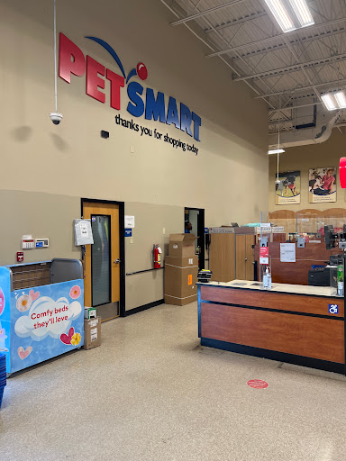 Pet Supply Store «PetSmart», reviews and photos, 4004 US-130, Delran, NJ 08075, USA