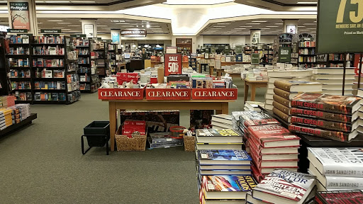 Book Store «Barnes & Noble», reviews and photos, 960 S Colorado Blvd, Glendale, CO 80246, USA