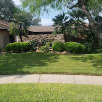 Blue Lightning Lawncare