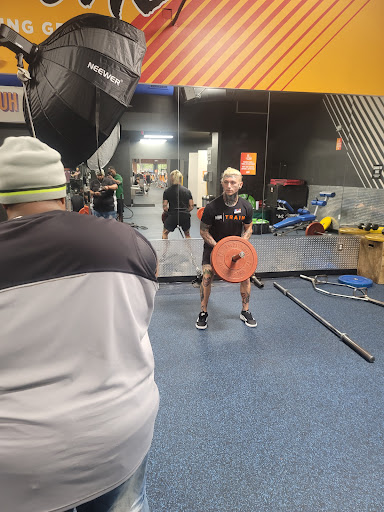 Health Club «Crunch - Tampa Palms», reviews and photos, 15313 Amberly Dr, Tampa, FL 33647, USA
