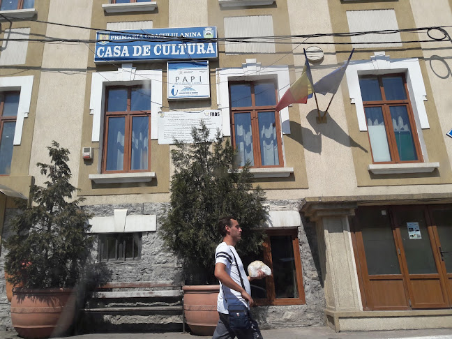 Opinii despre Casa de Cultură în Anina - Bibliotecă