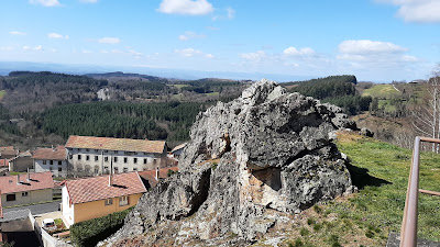 dome loisirs à Saint-Victor-Montvianeix