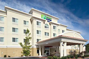 Holiday Inn Express & Suites Klamath Falls Central, an IHG Hotel image