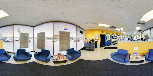 Auto Repair Shop «Courtesy Auto Service & Tire of Tacoma», reviews and photos, 4502 S Steele St #701, Tacoma, WA 98409, USA