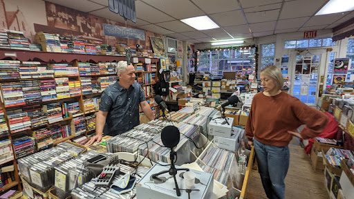 Used Book Store «Newtown Book & Record Exchange», reviews and photos, 102 S State St, Newtown, PA 18940, USA