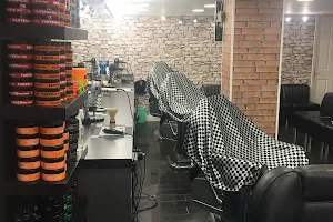 Head Office Hairdressers image