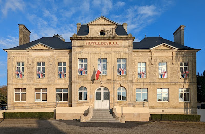 Mairie de Sainte-Mère-Église à Sainte-Mère-Église