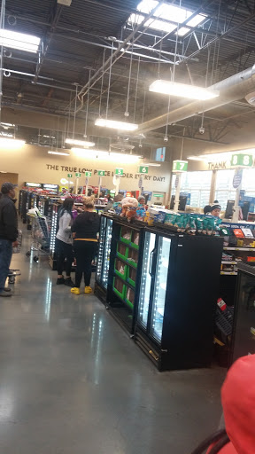 Grocery Store «Foodsco», reviews and photos, 10790 MacArthur Blvd, Oakland, CA 94605, USA