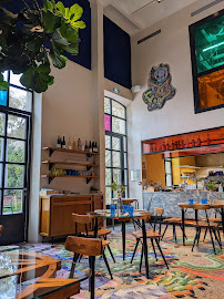 Atmosphère du Restaurant italien Café du Parc à Arles - n°2
