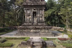 Karangnongko Temple image