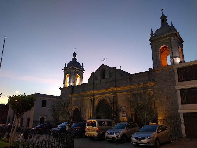Opiniones de Iglesia San Antonio en Miraflores - Iglesia