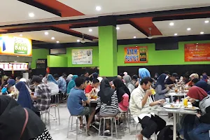 Ayam Penyet Surabaya Sokaraja image