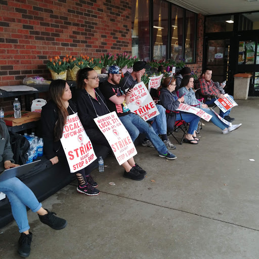 Shopping Mall «Shelton Square Shopping Center», reviews and photos, 897 Bridgeport Ave, Shelton, CT 06484, USA