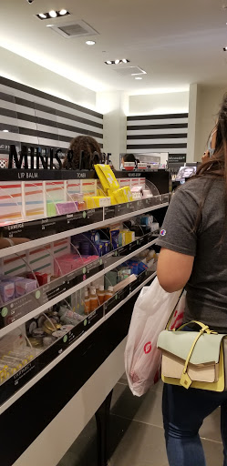 Cosmetics Store «SEPHORA», reviews and photos, 250 Granite St #1230, Braintree, MA 02184, USA