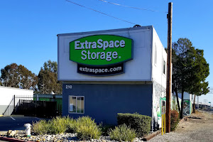 Extra Space Storage