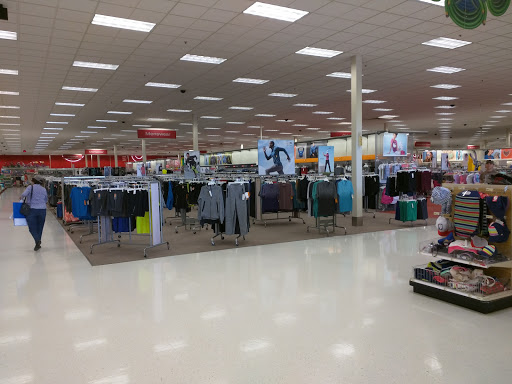 Department Store «Target», reviews and photos, 18275 Kenrick Ave, Lakeville, MN 55044, USA