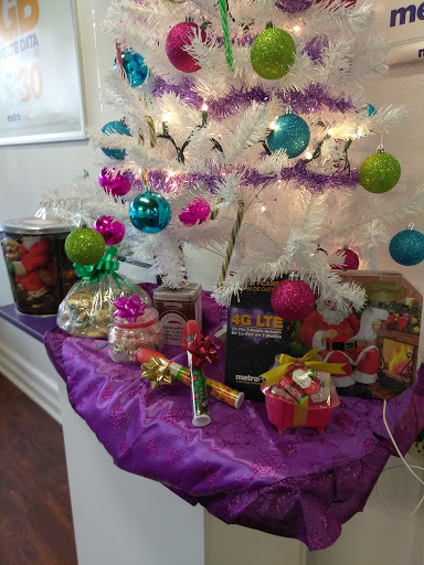 Cell Phone Store «MetroPCS Authorized Dealer», reviews and photos, 895 W Center St, Kingsport, TN 37660, USA