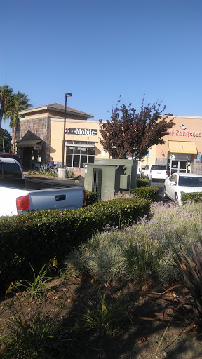 Cell Phone Store «T-Mobile», reviews and photos, 5050 Arlington Ave Suite 100, Riverside, CA 92504, USA