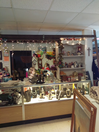 Thrift Store «Thrift Couture», reviews and photos, 1594 Lakewood Rd #1, Toms River, NJ 08755, USA