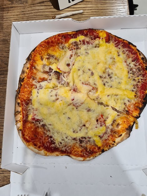 Pizzas au feu de bois à Pamproux (Deux-Sèvres 79)