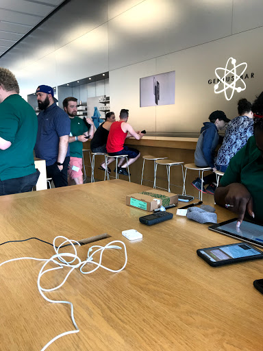 Computer Store «Apple Scottsdale Quarter», reviews and photos, 15169 N Scottsdale Rd, Scottsdale, AZ 85254, USA