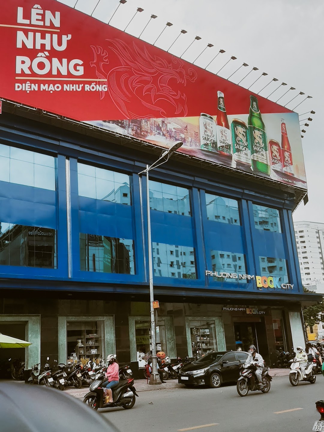 Phương Nam Book City Saigon Center