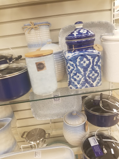 Department Store «Marshalls and HomeGoods», reviews and photos, 265 S Broadway, Salem, NH 03079, USA