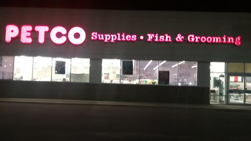 Pet Supply Store «Petco Animal Supplies», reviews and photos, 1311 E Army Post Rd, Des Moines, IA 50315, USA