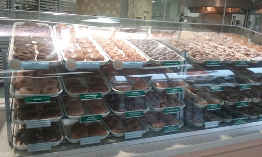 Bakery «Krispy Kreme Doughnuts», reviews and photos, 32450 Dyer St, Union City, CA 94587, USA