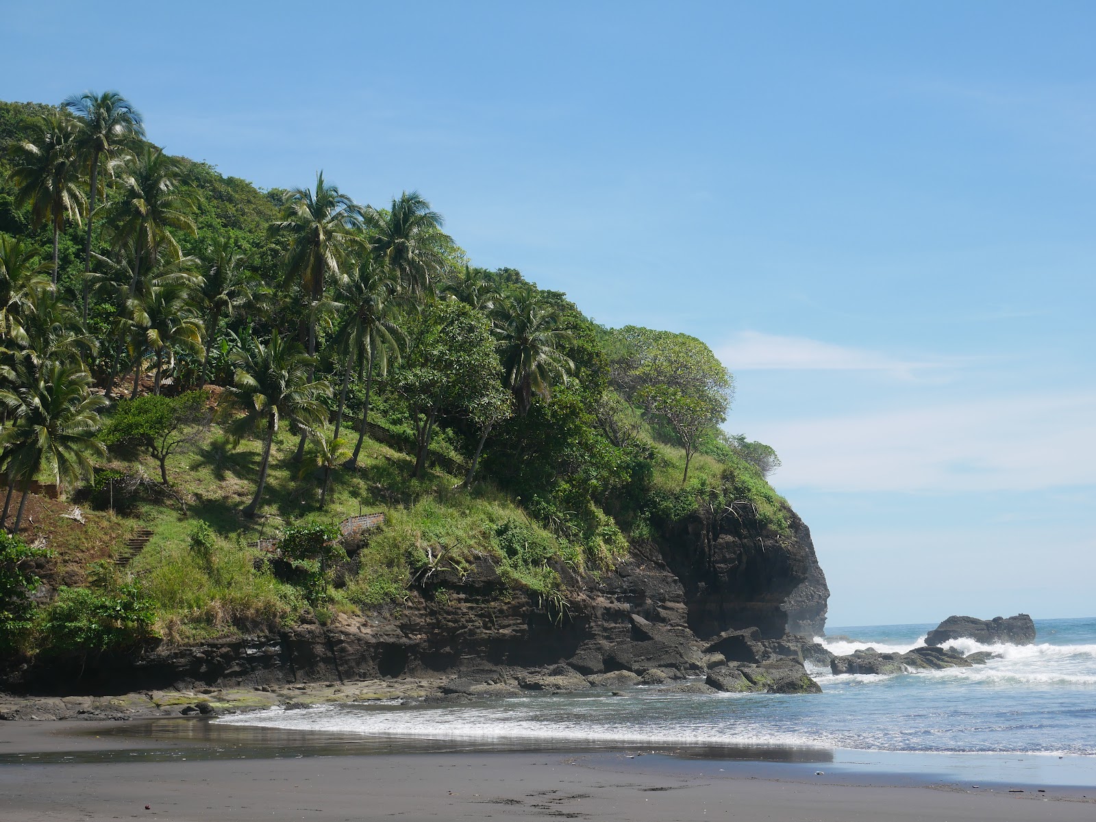 Foto van Shalpa Beach met hoog niveau van netheid