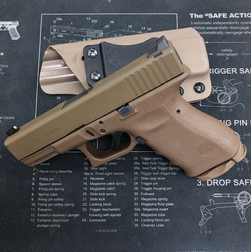 Pawn Shop «Airport Le Jeune Pawn & Gunshop», reviews and photos, 831 NW 42nd Ave, Miami, FL 33126, USA